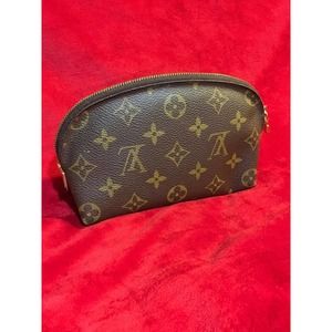 Louis Vuitton Mono Cosmetic Bag CA0010